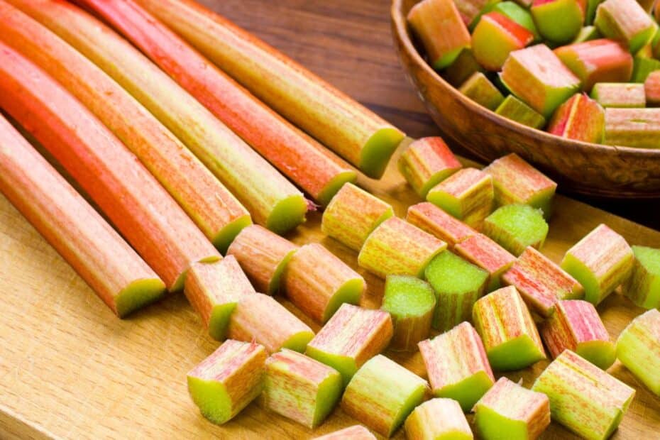 Rhubarb, a versatile vegetable full of flavor and nutrition
